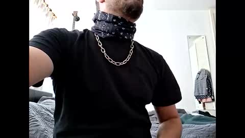 Snapshot of lian5602 chatting on October 10, 2025, 11:09 am LiamCross online show from October 10, 2025, 11:09 am