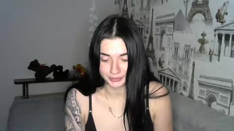 liana_diva online show from January 5, 2025, 1:35 am