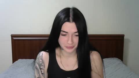 liana_diva online show from February 14, 2025, 8:05 pm