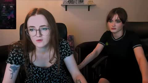 Snapshot of liana_kisses chatting on December 7, 2024, 2:31 am Little Liana  online show from December 7, 2024, 2:31 am