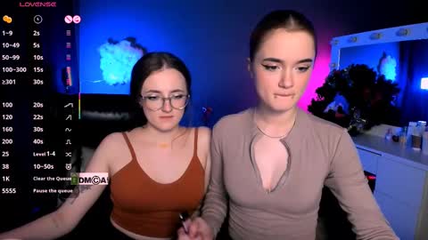 Snapshot of liana_kisses chatting on February 26, 2025, 5:20 am Little Liana  online show from February 26, 2025, 5:20 am