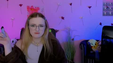Little Liana  online show from May 29, 2026, 7:23 pm