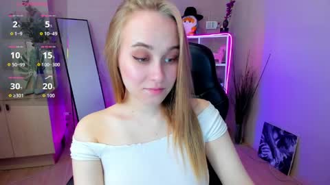 Liana online show from April 25, 2026, 2:14 am