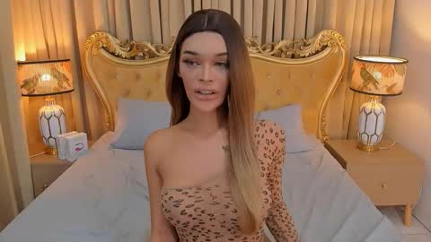 Snapshot of lianafoxontop chatting on October 16, 2025, 5:03 pm lianafoxontop online show from October 16, 2025, 5:03 pm