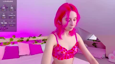 Lian online show from February 9, 2026, 6:28 am