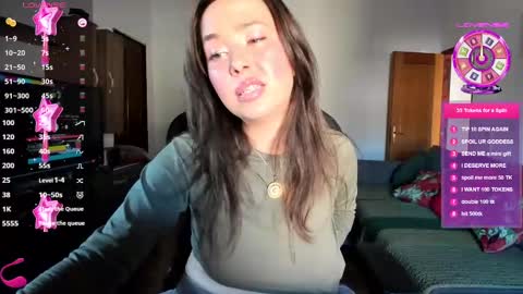 LiaQuinn online show from March 3, 2025, 2:26 pm