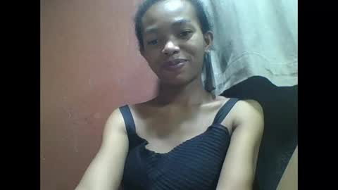 liaraisha online show from December 4, 2025, 4:11 am