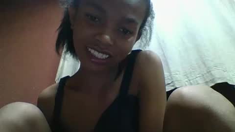 liaraisha online show from December 19, 2025, 7:04 am