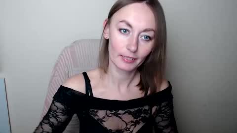 Lia online show from March 20, 2026, 11:59 am
