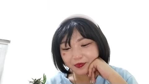 Molly online show from May 7, 2026, 4:23 pm