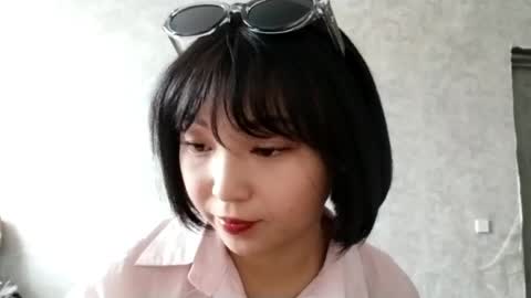 Molly online show from May 27, 2026, 1:08 pm