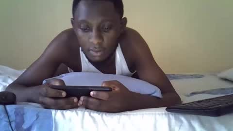 libraking01 online show from May 18, 2026, 7:14 am