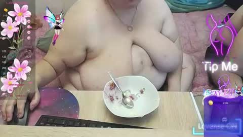Snapshot of licablack chatting on July 15, 2026, 6:40 am LicaBlack online show from July 15, 2026, 6:40 am