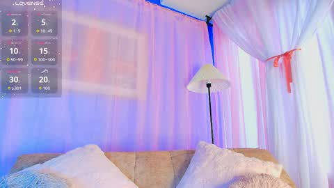 Valentina Hall online show from April 6, 2026, 11:44 am