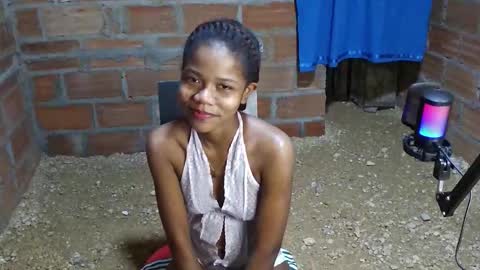 lucia online show from December 4, 2025, 10:51 pm