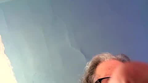 Snapshot of lickyouryoni chatting on March 10, 2025, 7:29 pm LickYourYoni online show from March 10, 2025, 7:29 pm