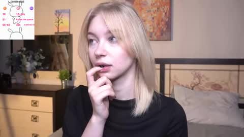 Snapshot of lidiaklemencic chatting on November 21, 2025, 7:12 pm Ann online show from November 21, 2025, 7:12 pm