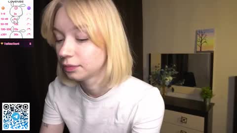 Snapshot of lidiaklemencic chatting on December 3, 2025, 7:23 pm Ann online show from December 3, 2025, 7:23 pm