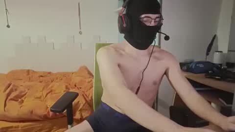 liegar606011 online show from March 5, 2026, 11:45 pm