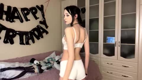 Georgina online show from February 4, 2026, 3:23 am