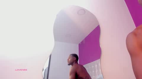 Snapshot of lievelinng chatting on September 17, 2025, 12:40 pm lievelinng online show from September 17, 2025, 12:40 pm