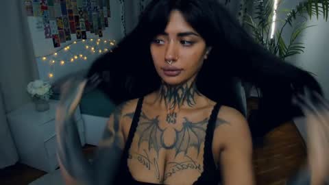 Melissa online show from November 9, 2025, 6:23 am