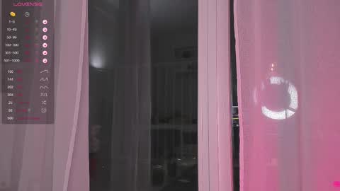 Snapshot of lightlove_iam chatting on February 25, 2025, 4:10 pm Bembi online show from February 25, 2025, 4:10 pm