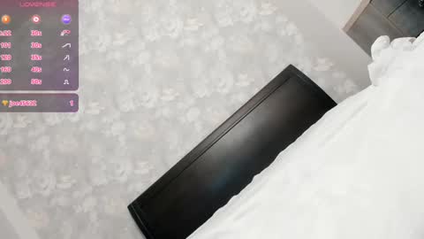 Love play online show from March 7, 2025, 4:46 am