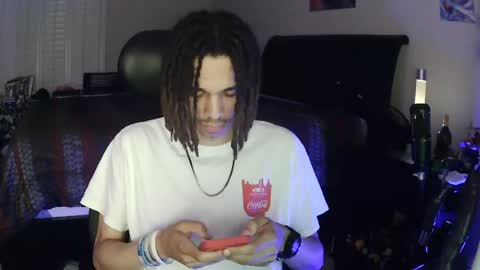 lightskin4you online show from August 4, 2026, 2:48 am