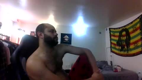 Snapshot of lightskinned666 chatting on November 24, 2025, 4:40 pm lightskinned666 online show from November 24, 2025, 4:40 pm