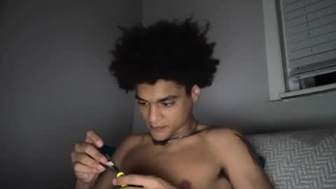 Snapshot of lightskinwithgirth chatting on April 7, 2026, 3:51 am lightskinwithgirth online show from April 7, 2026, 3:51 am