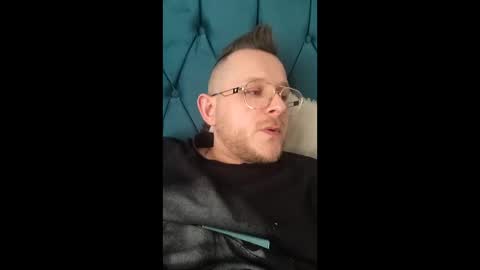 Snapshot of ligili chatting on February 15, 2026, 12:25 pm LigiLi online show from February 15, 2026, 12:25 pm