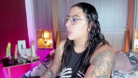         online show from March 5, 2025, 11:49 am