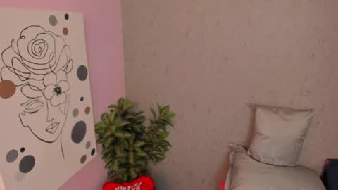 Snapshot of liil_miia chatting on May 1, 2026, 7:07 pm Miia online show from May 1, 2026, 7:07 pm