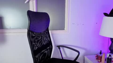 liilithstone online show from March 24, 2026, 2:16 am