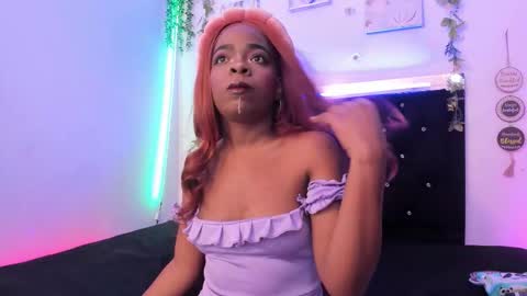 liilly_taylor1 online show from October 14, 2025, 2:12 am