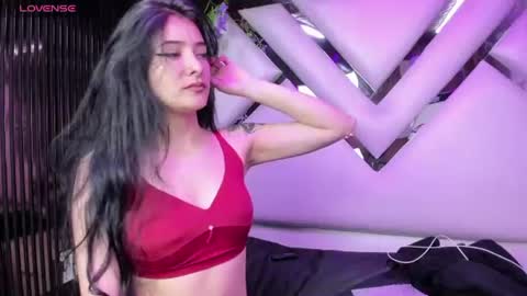 Snapshot of liinzy_rouse chatting on July 28, 2026, 4:39 pm Brittany online show from July 28, 2026, 4:39 pm