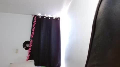 Snapshot of liisaax chatting on November 22, 2025, 4:39 pm lisa online show from November 22, 2025, 4:39 pm