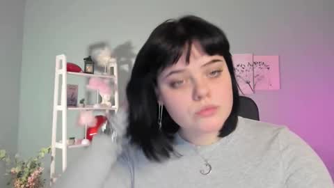 lika_pop online show from March 1, 2026, 7:49 pm