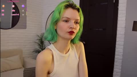 lika_sky online show from April 19, 2026, 6:24 am