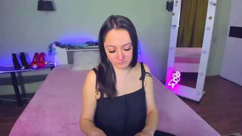 Snapshot of likaa_likaa chatting on December 6, 2024, 5:42 am Lika online show from December 6, 2024, 5:42 am