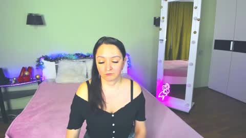 Snapshot of likaa_likaa chatting on December 12, 2024, 8:57 am Lika online show from December 12, 2024, 8:57 am