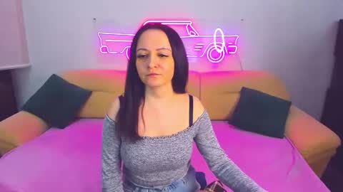 Snapshot of likaa_likaa chatting on December 18, 2024, 8:42 am Lika online show from December 18, 2024, 8:42 am