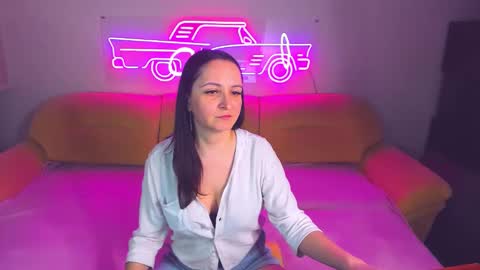 Snapshot of likaa_likaa chatting on January 13, 2025, 2:32 pm Lika online show from January 13, 2025, 2:32 pm