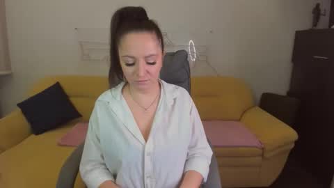 Snapshot of likaa_likaa chatting on October 3, 2025, 4:04 pm Lika online show from October 3, 2025, 4:04 pm