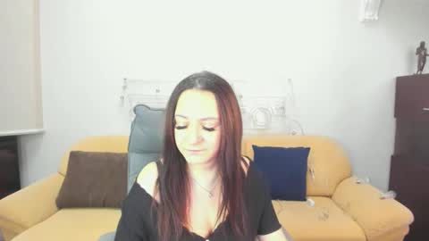 Snapshot of likaa_likaa chatting on December 19, 2025, 10:00 am Lika online show from December 19, 2025, 10:00 am