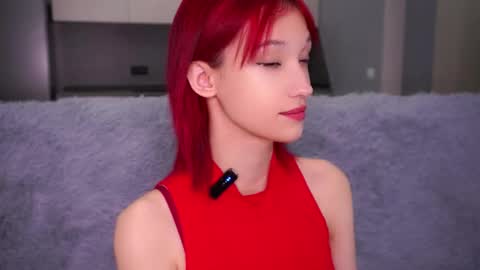 Emi online show from September 23, 2025, 2:31 pm