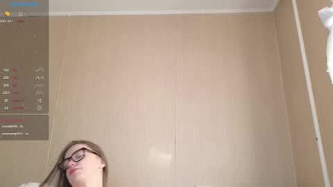 Snapshot of likesunshine_ chatting on November 16, 2025, 5:35 am Ann online show from November 16, 2025, 5:35 am