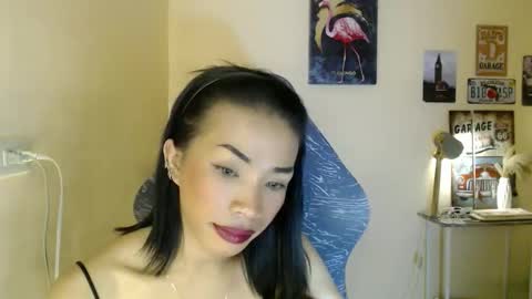 Leng online show from November 12, 2025, 9:47 pm