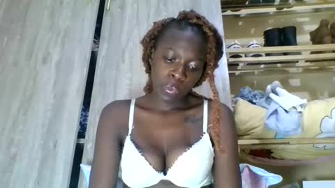 lil6041 online show from October 27, 2025, 12:09 pm